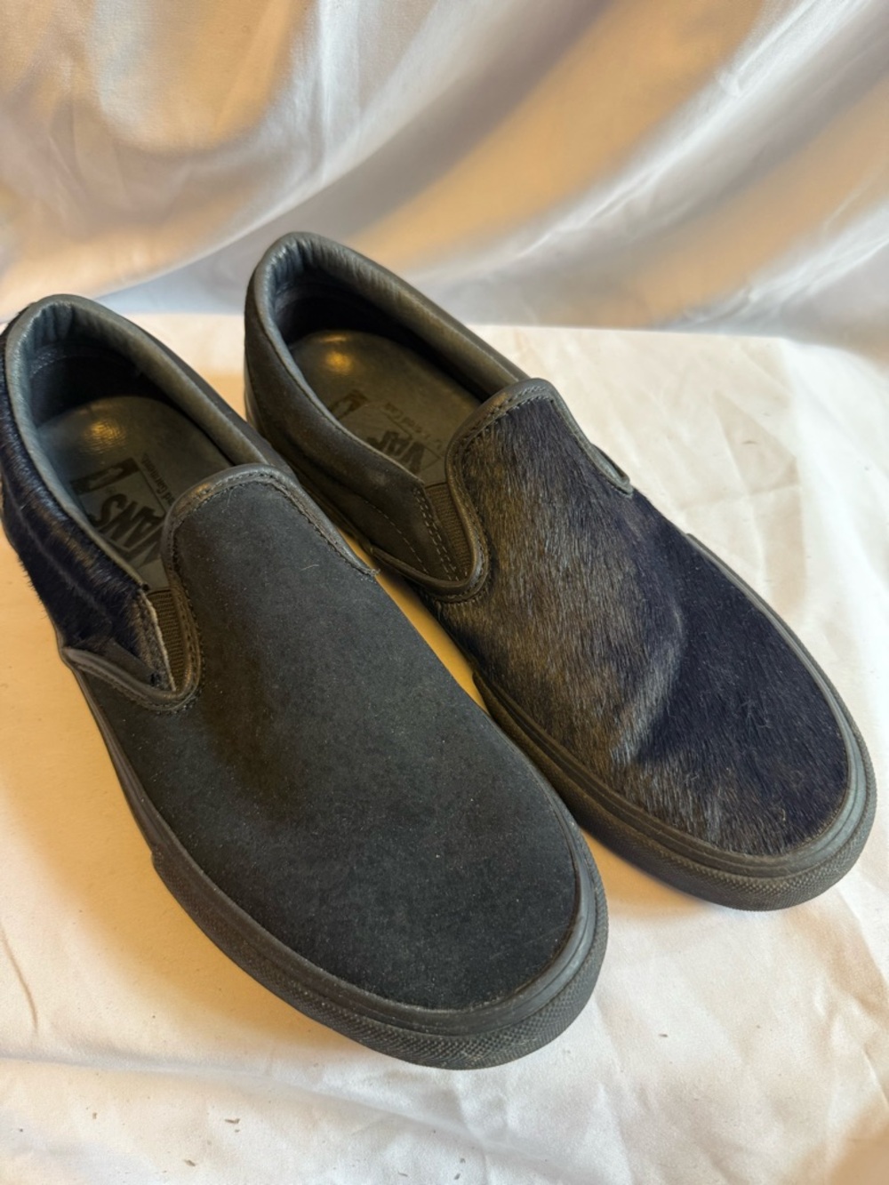 Vans Black Slip-On Flats with Suede and Haircalf
